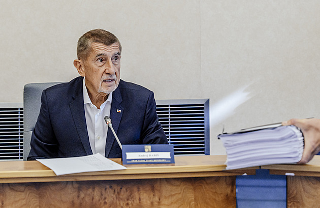 Vláda projednává novelu, která posílí práva dětí a upraví pravidla pro rozvod