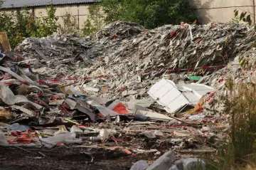 Za vyvezení odpadu do Česka padl trest 4,5 roku vězení